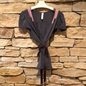 Short sleeve blouse